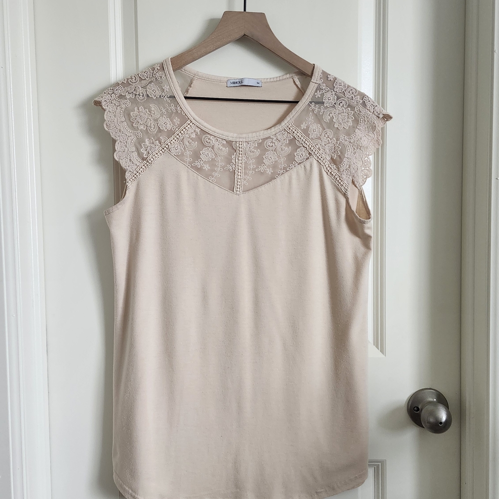 Chic Lace Sleeve Cream Blouse